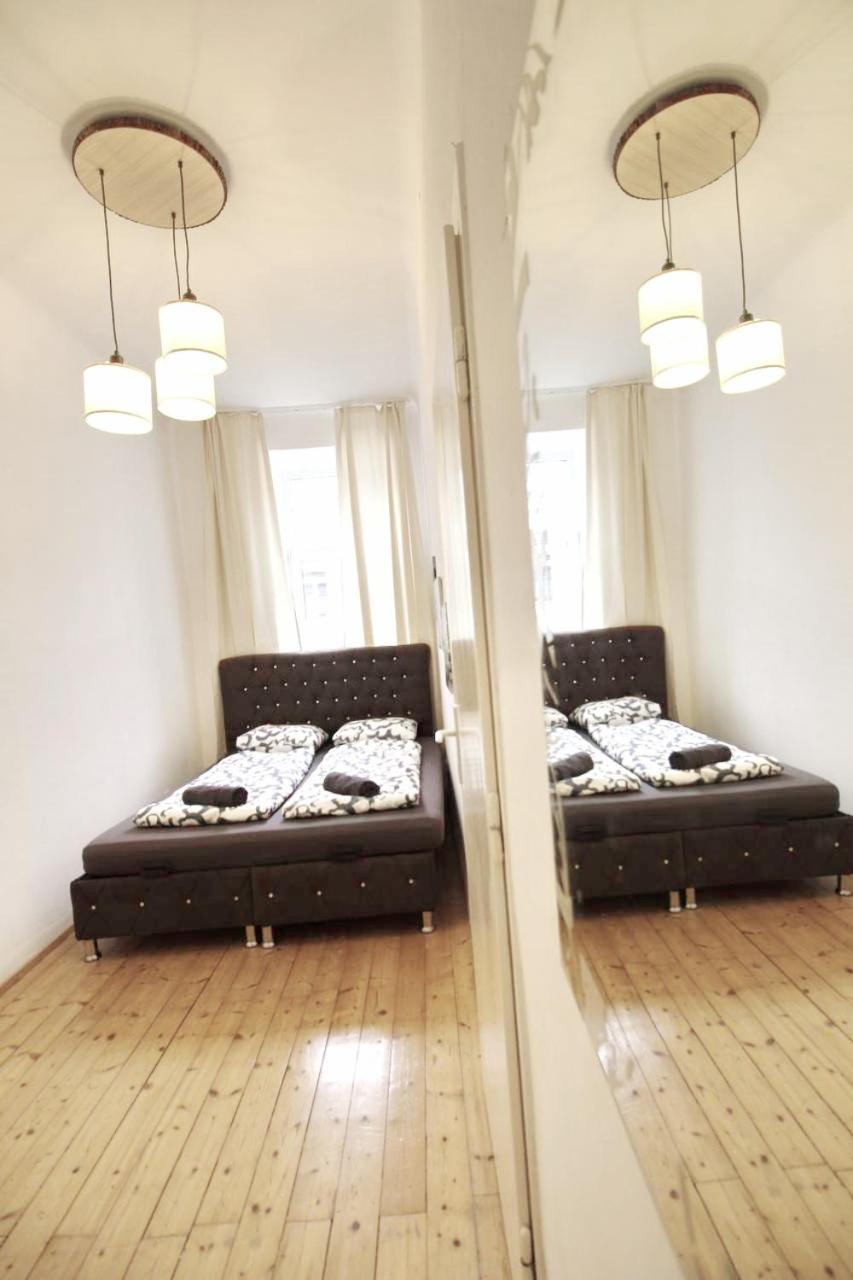 Comfortable Rooms Near Schoenbrunn Palace Hl Vienna Exterior photo